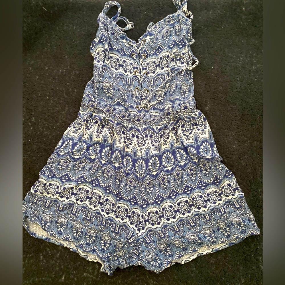 Flowy, cute brown romper from Hollister